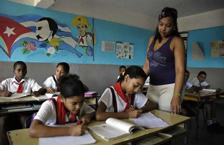 Gobierno cubano advierte que no cerrarán las puertas de sus escuelas por el coronavirus