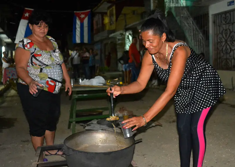 Sin caldosa ni fiesta!! Cuba suspende celebración de los CDR el 28 de septiembre