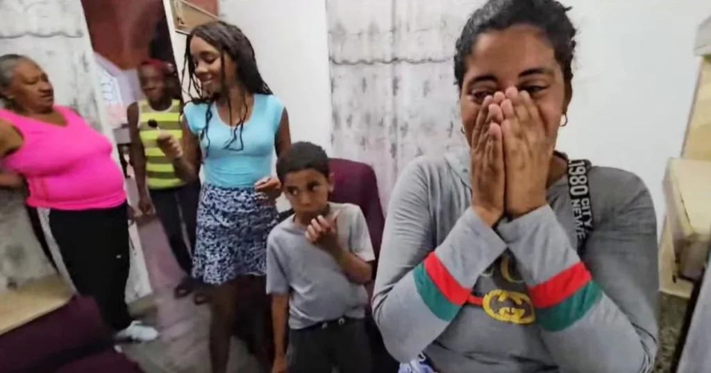 Humorista Limay Blanco Entrega La Casa Número 27 A Una Familia Necesitada En Cuba Gracias A Su 0931